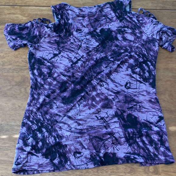 Purple top - Picture 3 of 3